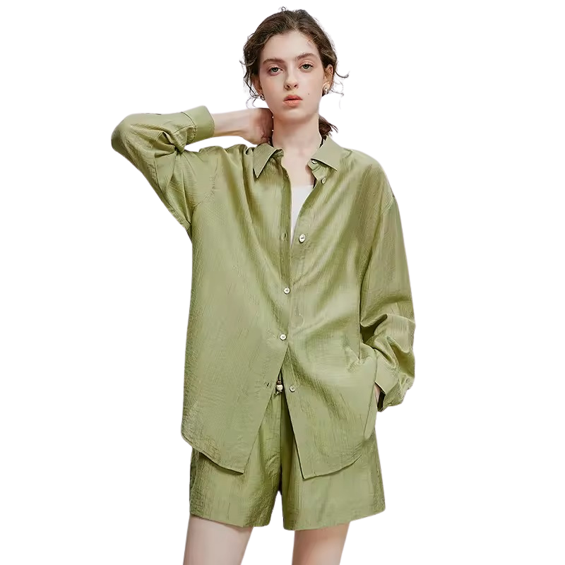 חולצה ירוקה רחבה